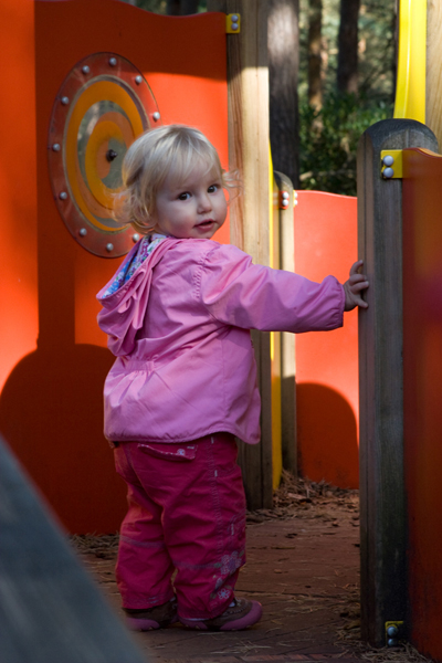 090925-RebeccaPlayin#20109